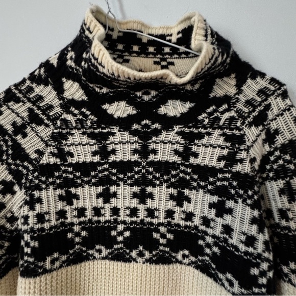 Columbia Women’s Fair Isle Knit Turtleneck Sweater – Cream & Black – Size M - Picture 2 of 5